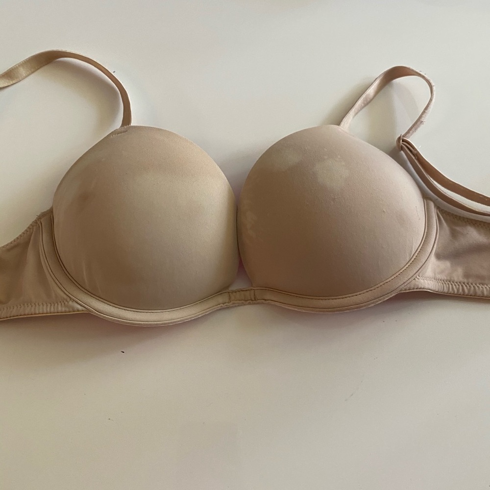 32B VS PINK underlined neutral bra-